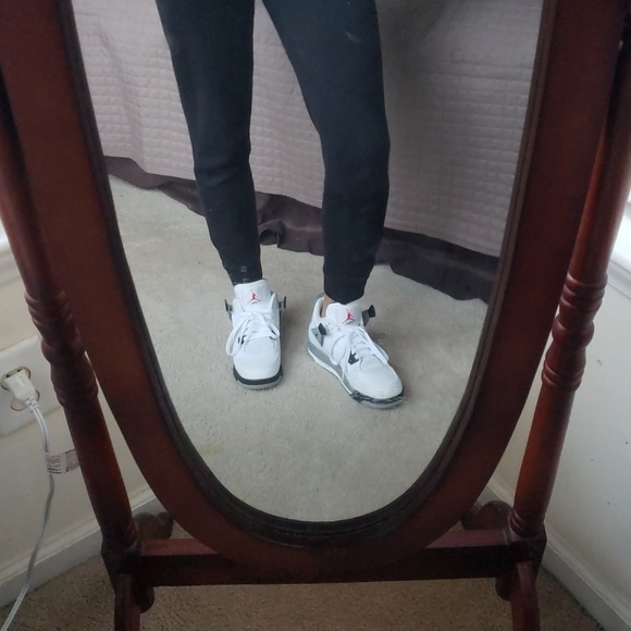 Air Jordan "White Cements" - Picture 3 of 5